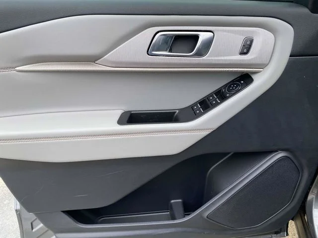 New 2026 Gray Ford Active image 17