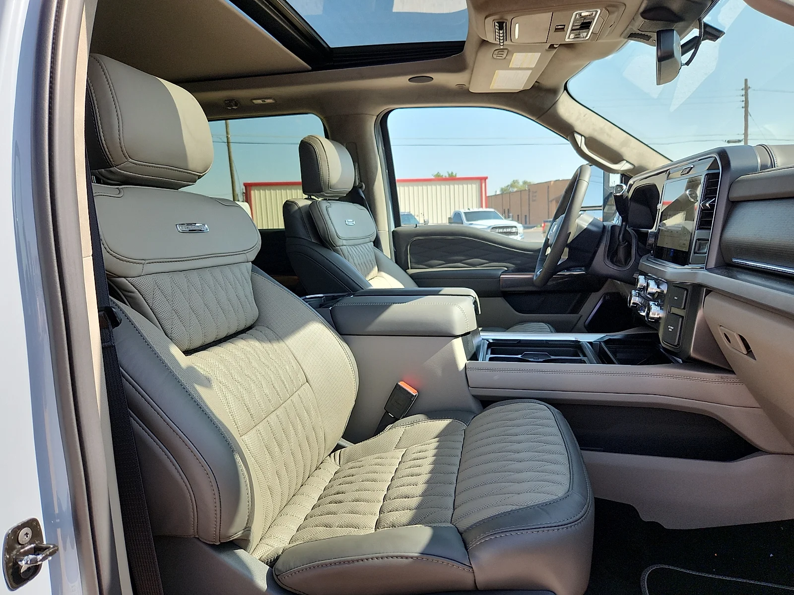 New 2026 Glacier Gray Metallic Tri-Coat Ford Platinum image 20