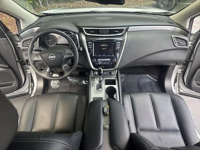 Used 2024 Silver Nissan SV image 9