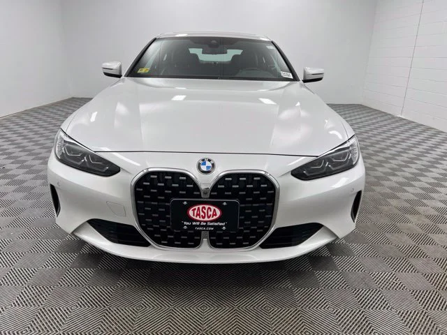 Used 2023 White BMW 430i xDrive image 3