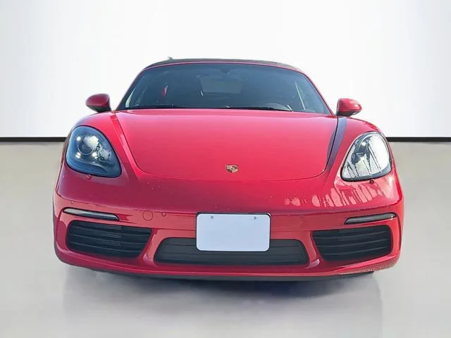 Used 2025 Guards Red Porsche S image 8