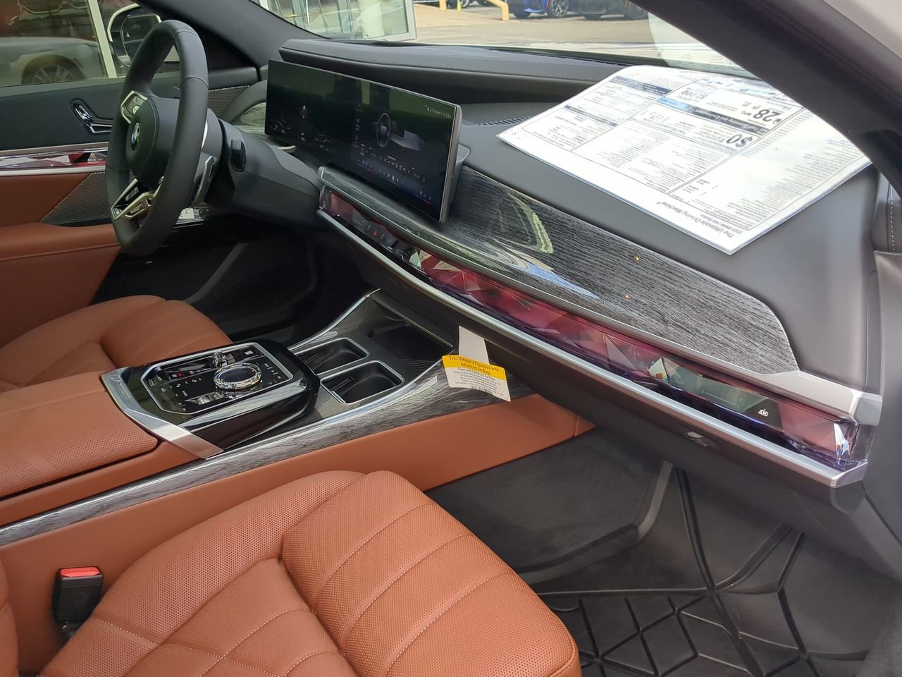 2025 BMW 7 Series 740i - Photo 36