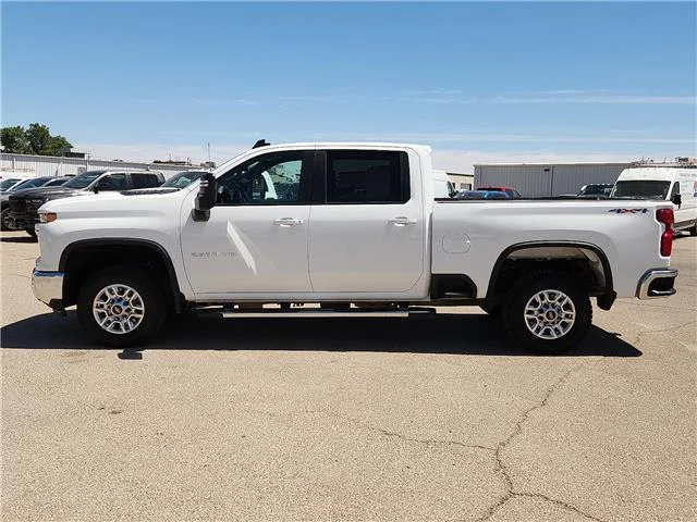 Used 2025 White Chevrolet LT 4x4 Crew Cab 6.75 ft. box 159 in. WB image 2