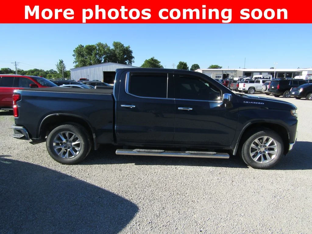 Used 2020 Northsky Blue Metallic Chevrolet LTZ image 6