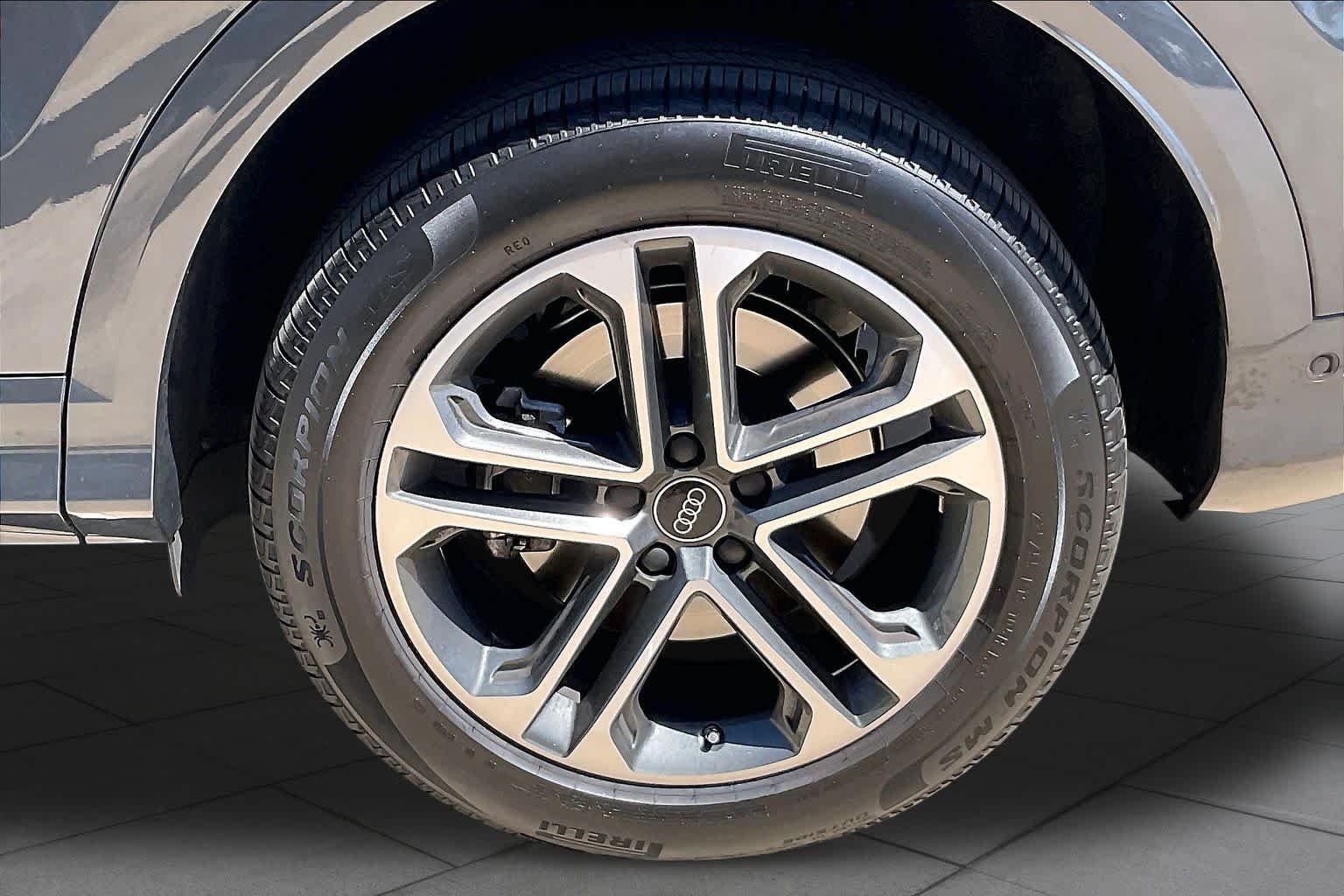 Used 2026 Tambora Gray Metallic Audi Premium image 10