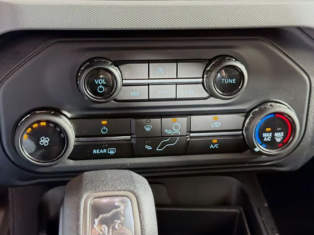 Used 2023 Gray Ford Base image 16