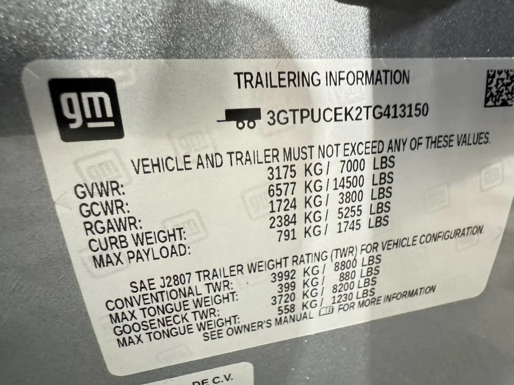New 2026 Sterling Metallic GMC Elevation image 19
