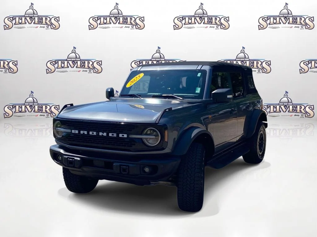 Certified Used 2025 Gray Ford Badlands image 3