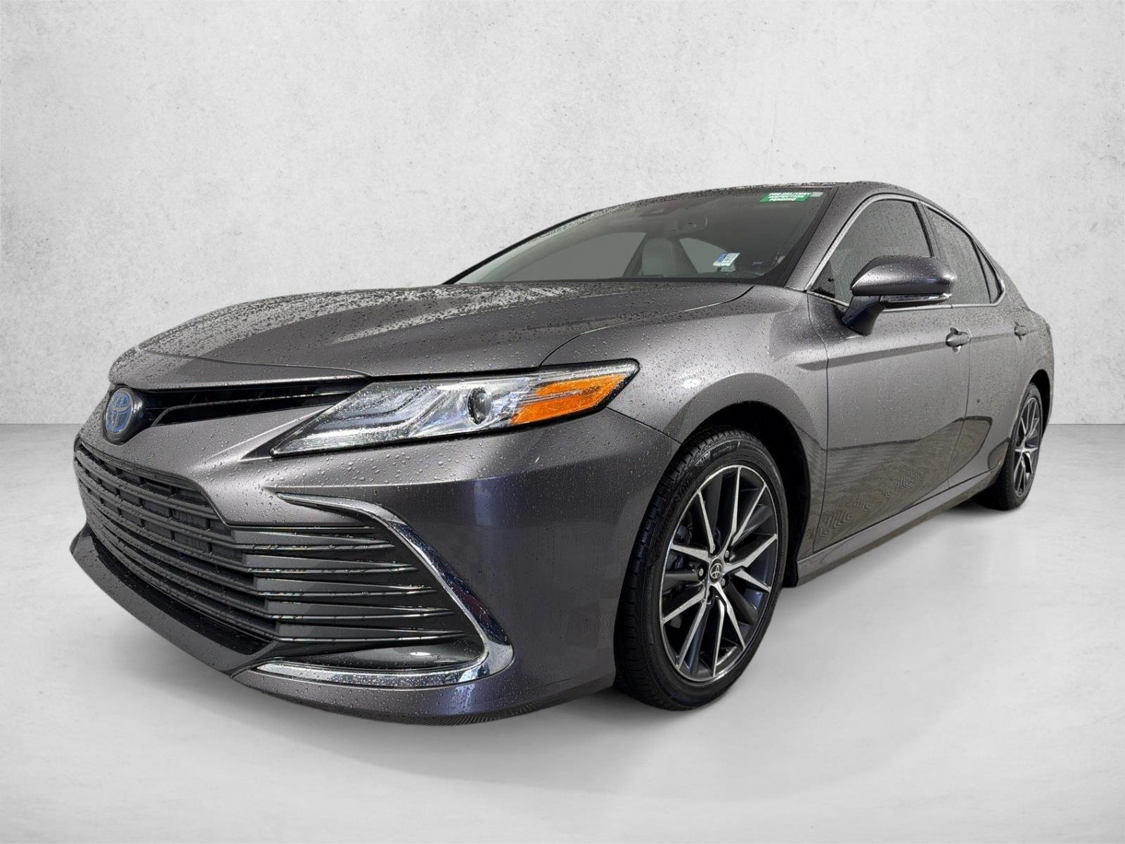 Used 2022 Celestial Silver Metallic Toyota Hybrid XLE image 7
