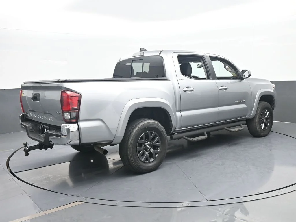 Used 2023 Lunar Rock Toyota SR5 image 6