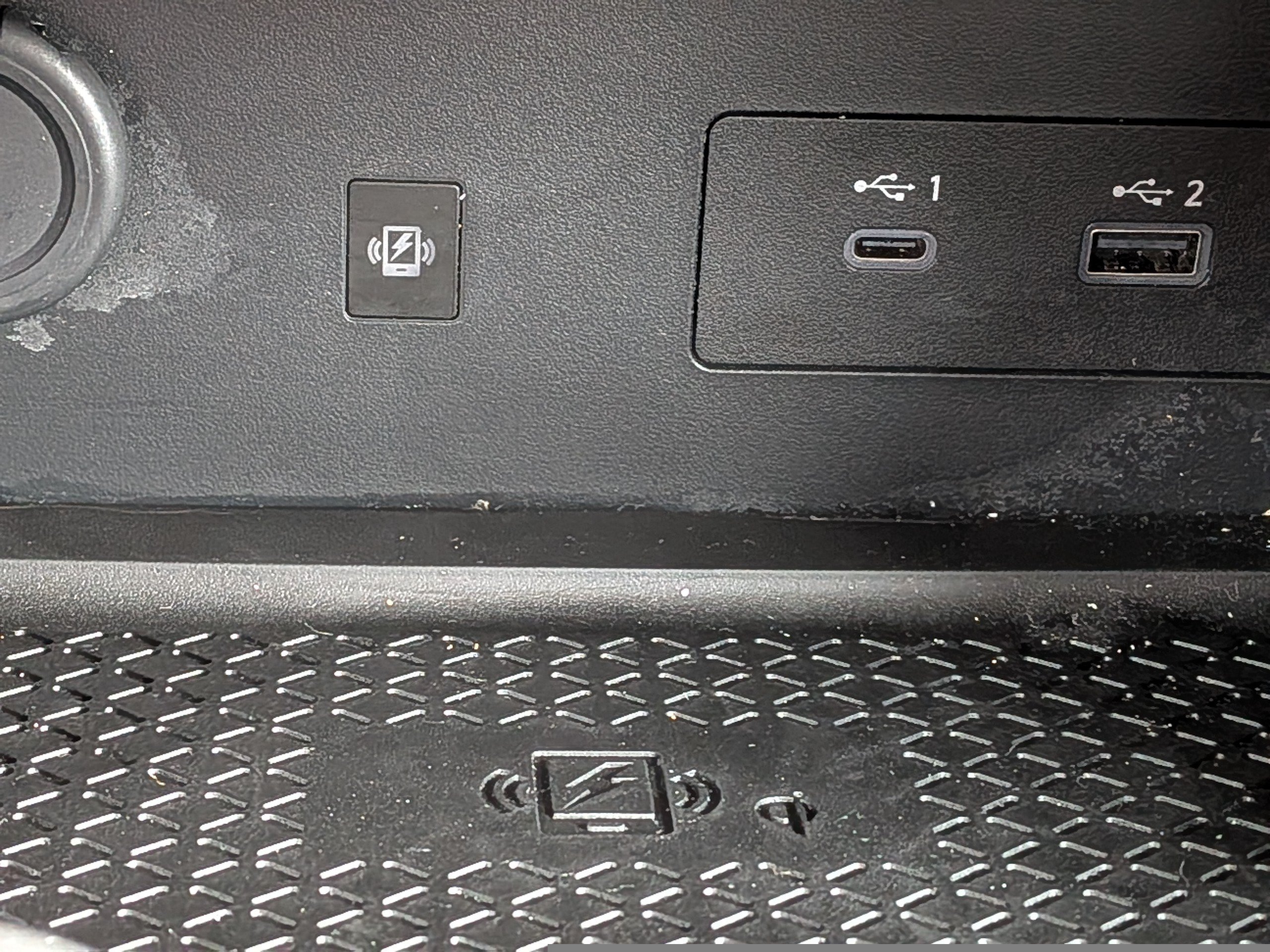 Used 2025 Gray Nissan Platinum image 22