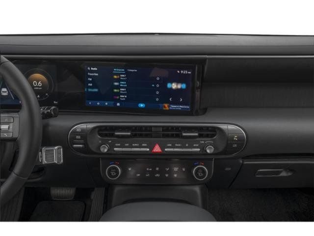 New 2026 White Hyundai SEL FWD image 8