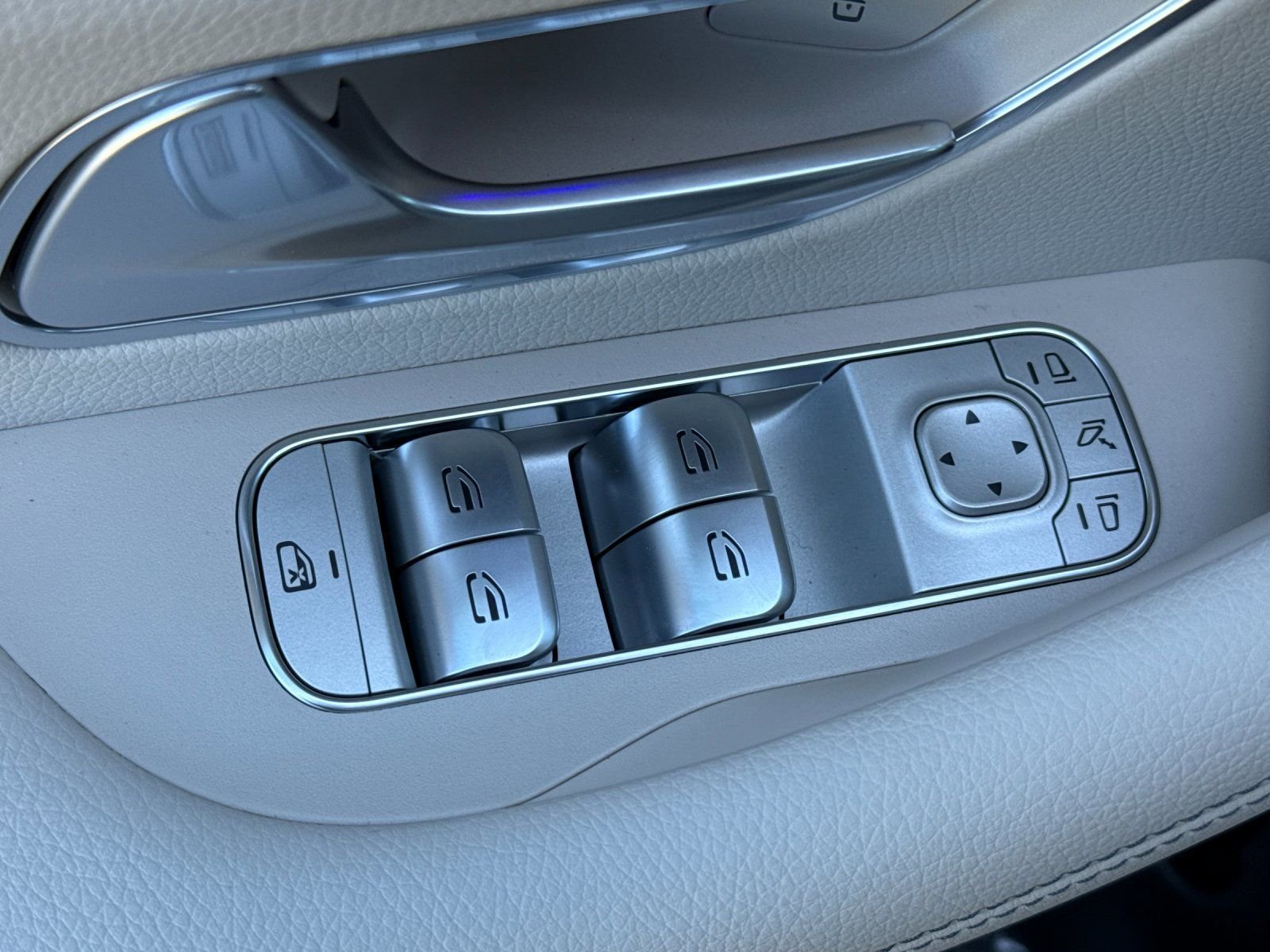 New 2026 Twilight Blue Metallic Mercedes-Benz 450 image 15