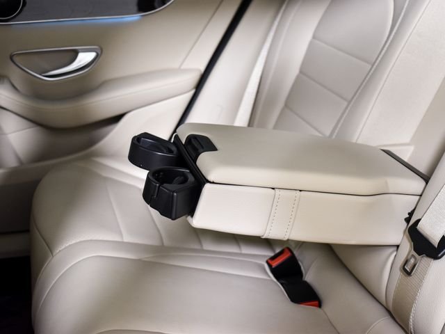 Used 2019 White Mercedes-Benz GLC 300 image 38