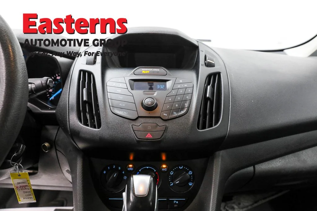 Used 2017 Blue Ford XL image 12