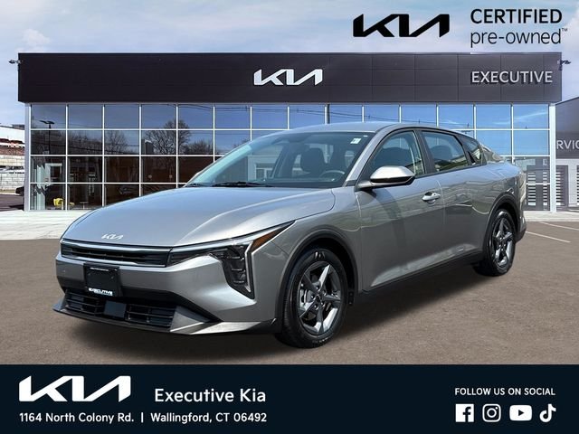 Certified Used 2025 Gray Kia LXS image 1