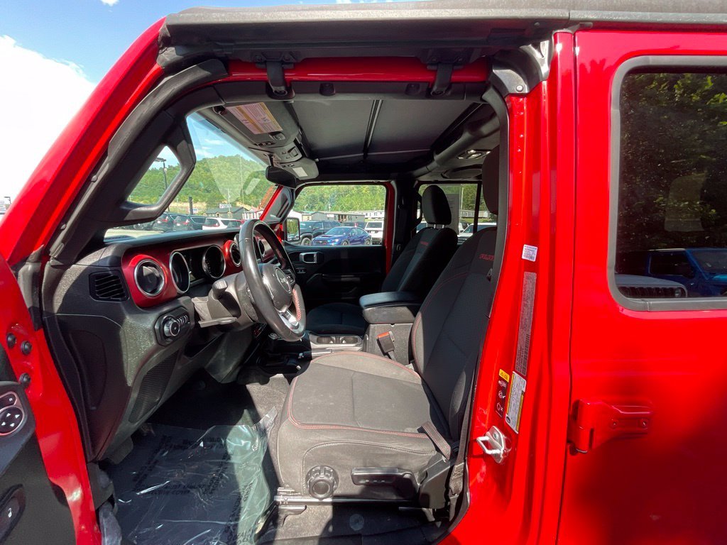 Used 2021 Red Jeep Unlimited Rubicon image 9