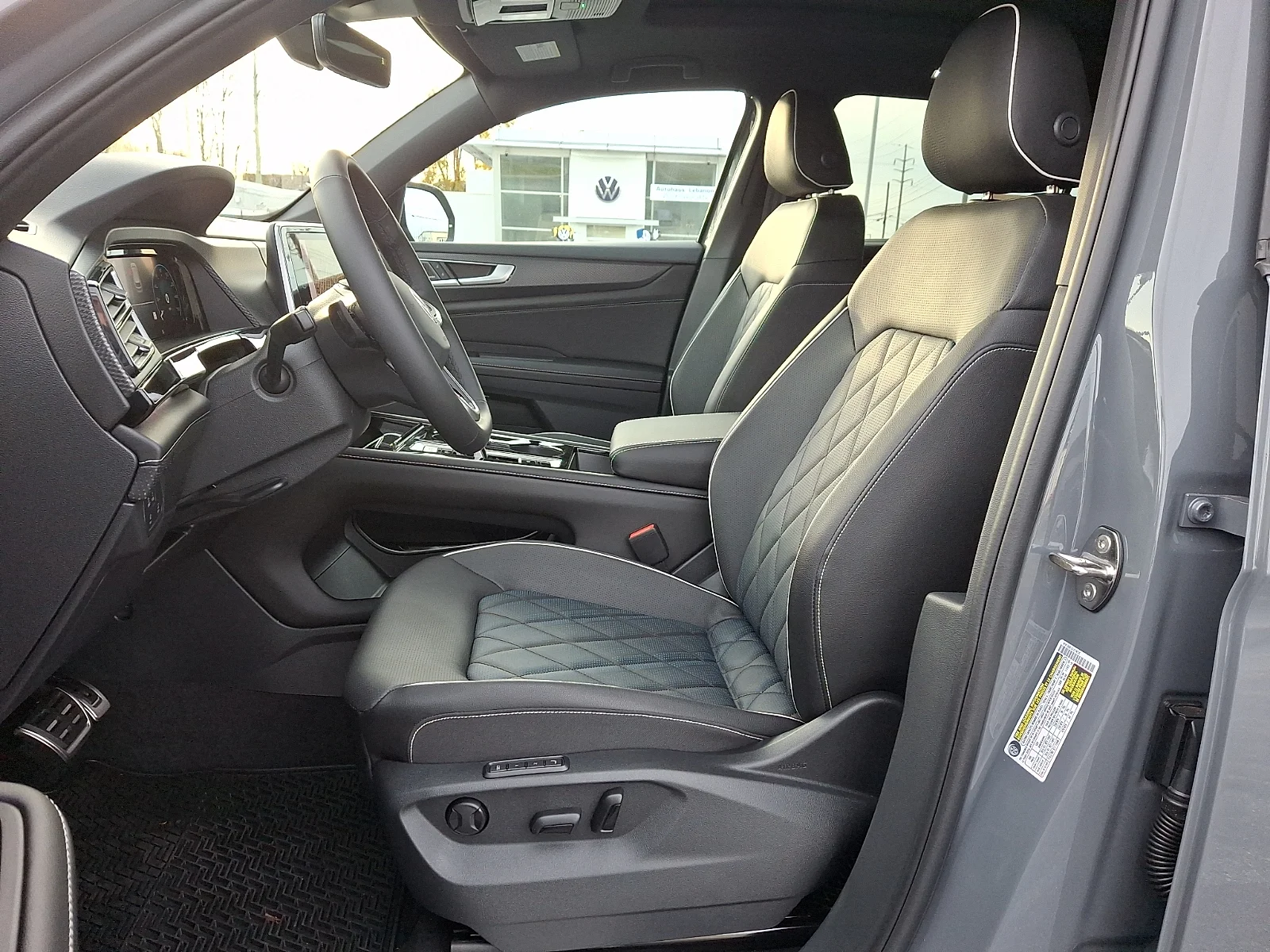 2026 Volkswagen Atlas Cross Sport SEL Premium R-LINE - Photo 7