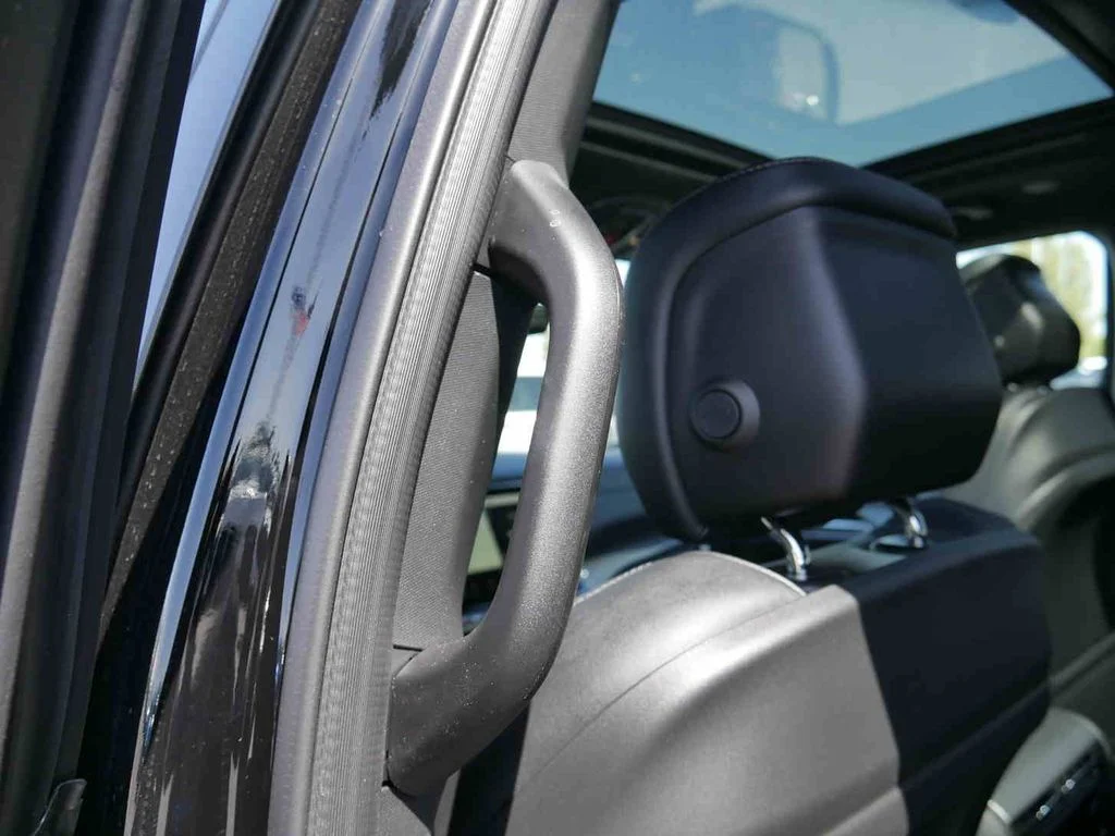 New 2026 Black Jeep Limited Altitude image 19