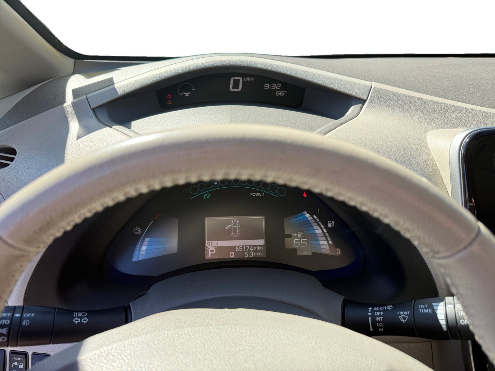 Used 2013 Super Black Nissan SV image 11