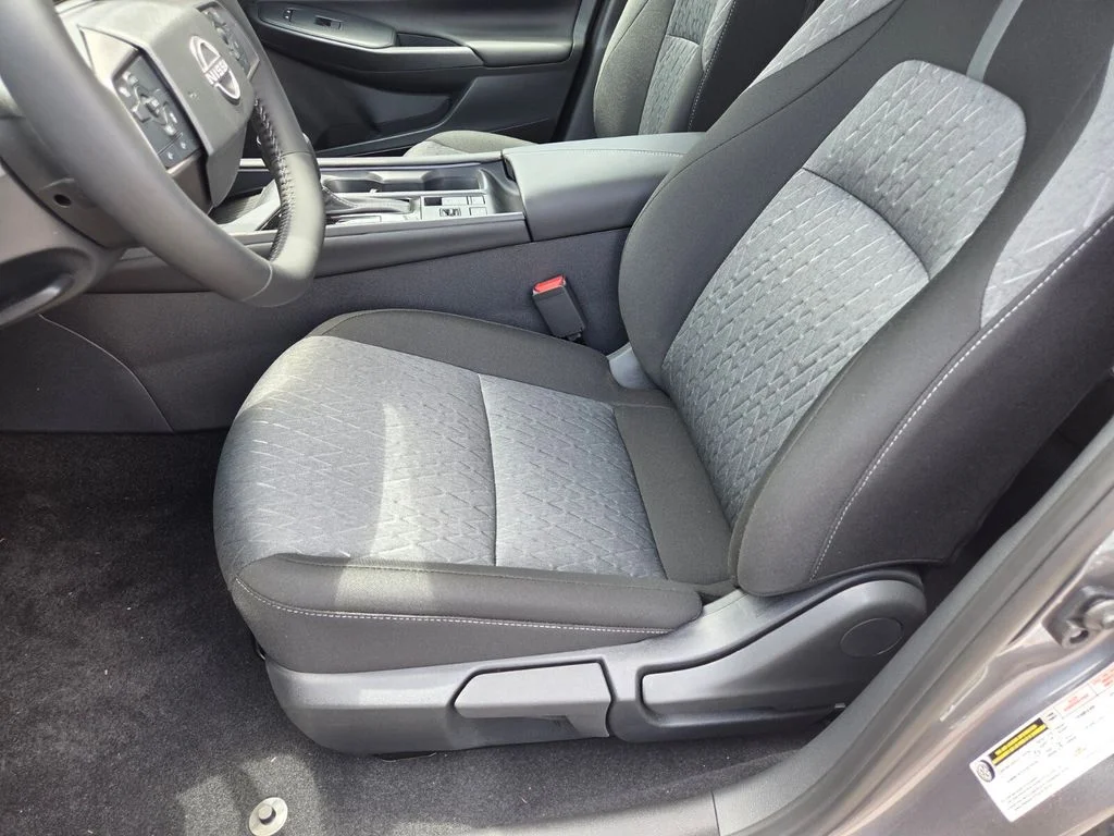 2026 Nissan Sentra SV - Photo 10