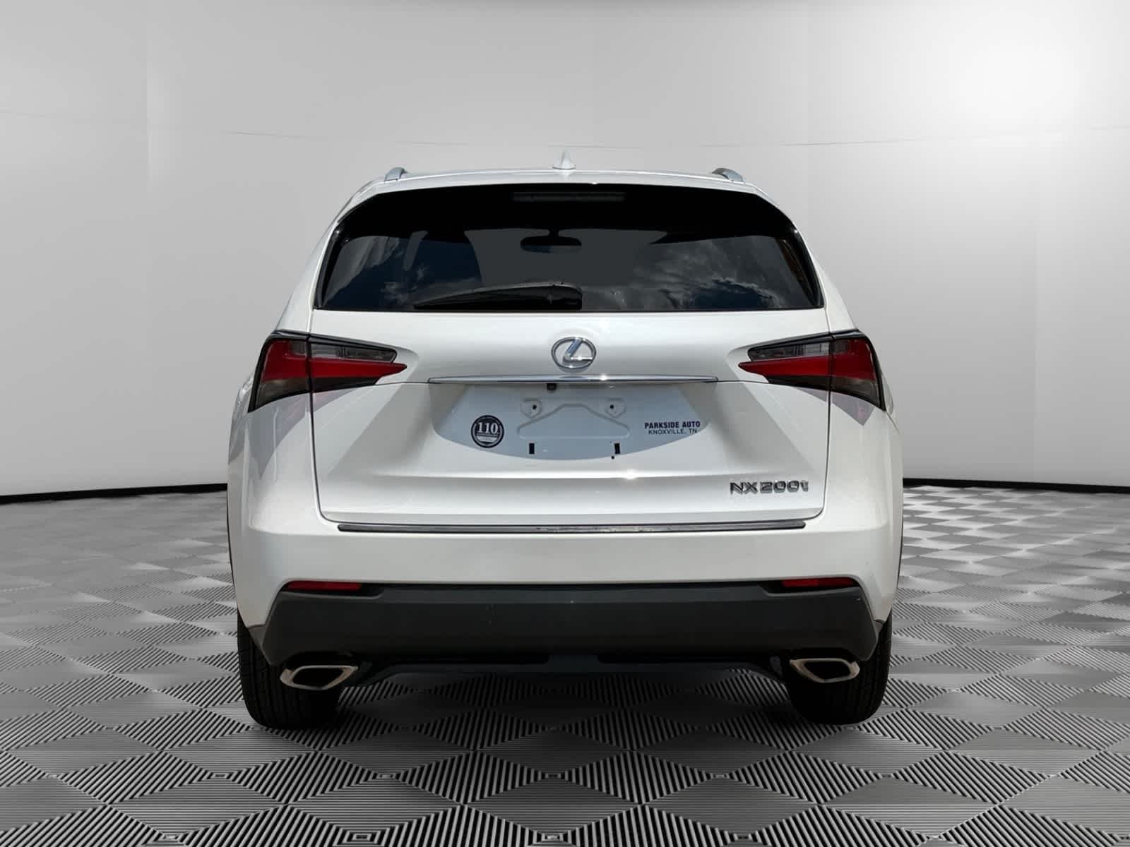 Used 2015 Eminent White Pearl Lexus  image 5