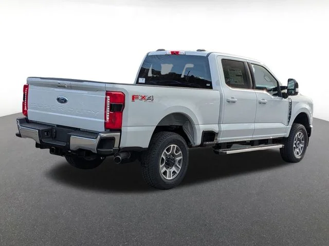 2026 Ford F-350 Super Duty Lariat - Photo 3
