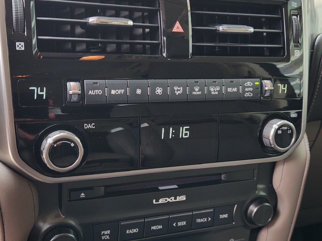Used 2022 Mica Lexus 460 PREMIUM image 18