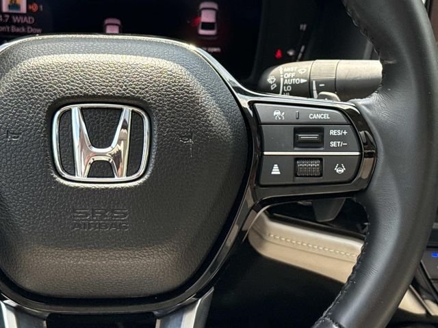 Used 2024 Red Honda Touring image 23