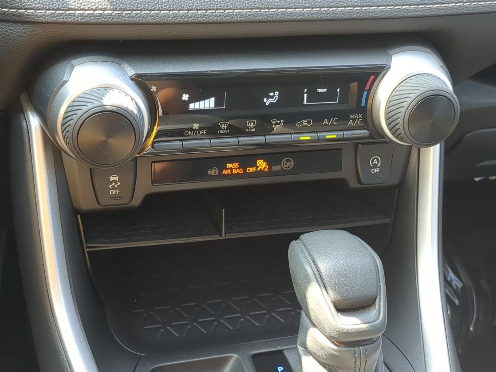 Used 2025 Silver Sky Metallic Toyota LE image 23