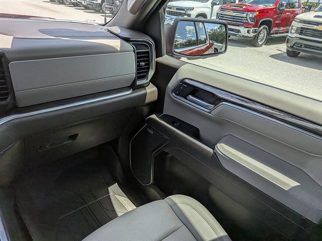 Certified Used 2025 Radiant Red Tintcoat Chevrolet High Country image 16