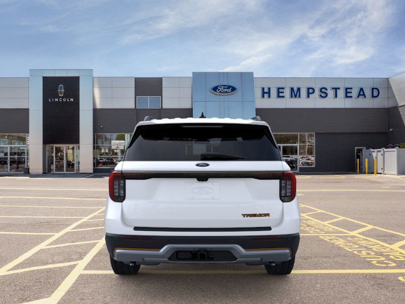 New 2026 Star White Metallic Tri-Coat Ford Tremor® image 5