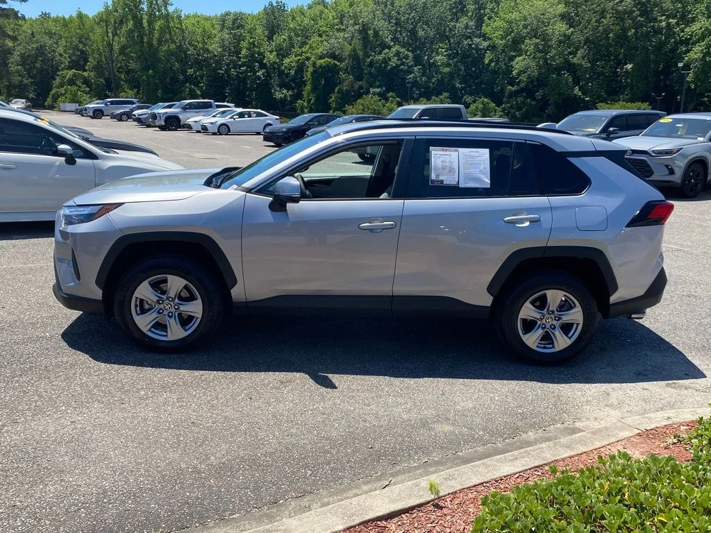 Used 2025 Silver Toyota XLE image 4
