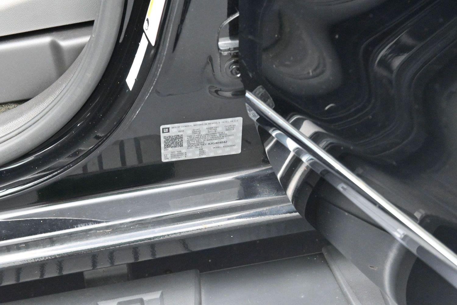 Used 2018 BLACK Chevrolet LTZ image 39