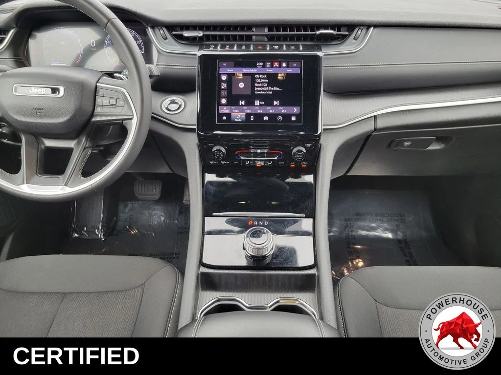 Used 2024 White Jeep Laredo image 20