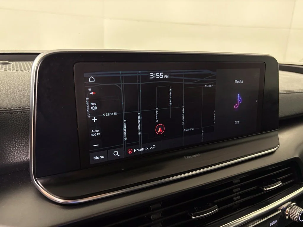 Used 2022 Black Kia S image 24