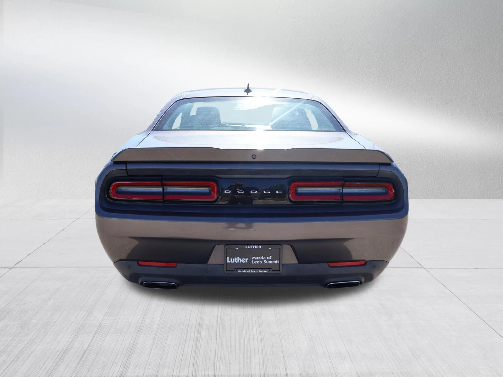 Used 2015 Granite Crystal Metallic Clearcoat Dodge SXT Plus image 6