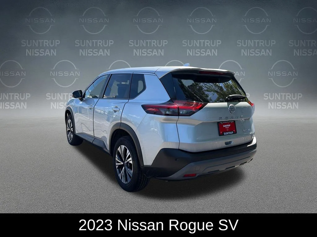 Used 2023 Silver Nissan SV image 3