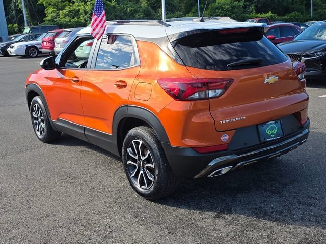 Used 2023 Vivid Orange Metallic Chevrolet ACTIV image 12
