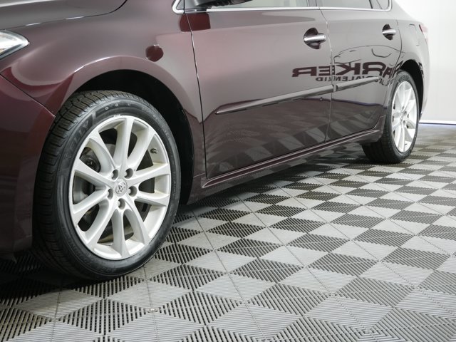 Used 2015 Sizzling Crimson Mica Toyota Limited image 2