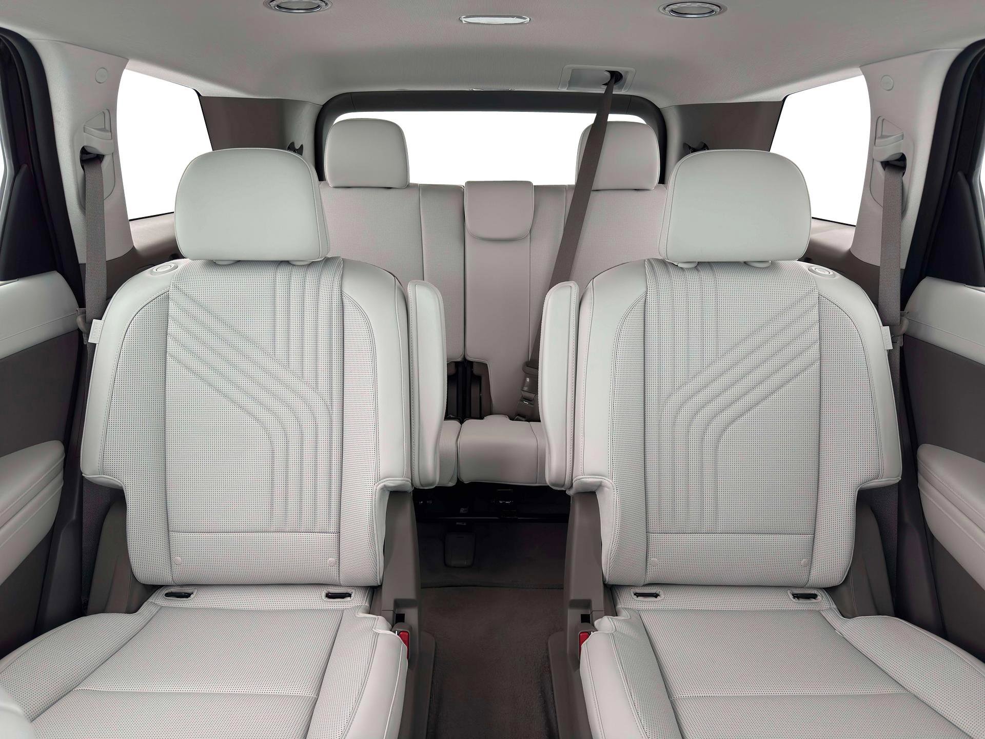 New 2026 Creamy White Pearl Hyundai SEL 7P image 16