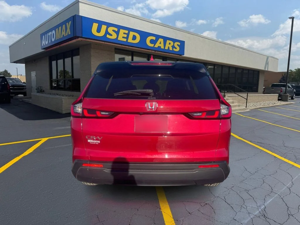 Used 2024  Honda EX image 6