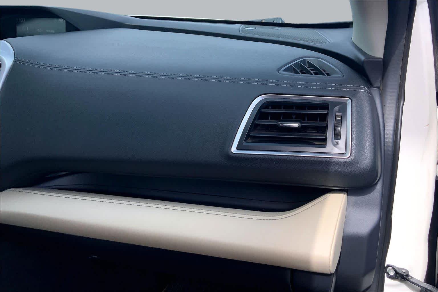 Used 2020 Crystal White Pearl Subaru Touring image 19