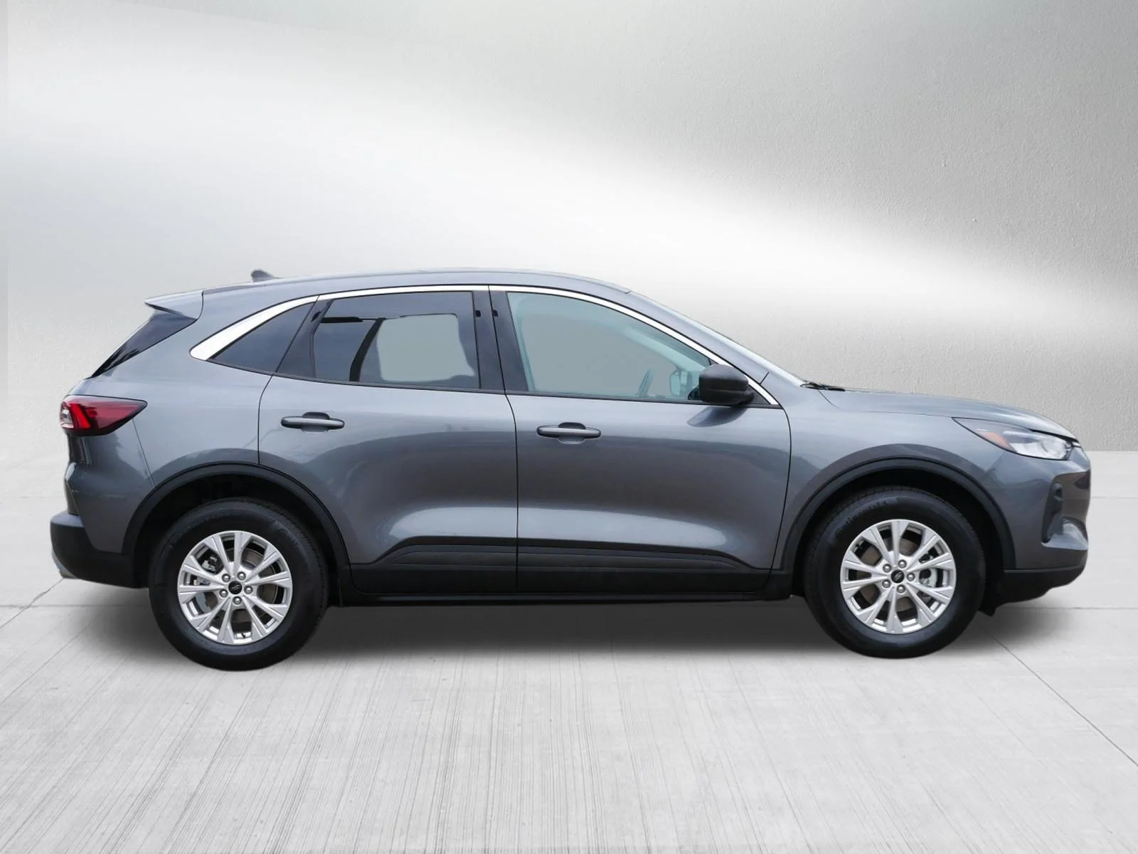Used 2023 Carbonized Gray Metallic Ford Active image 8