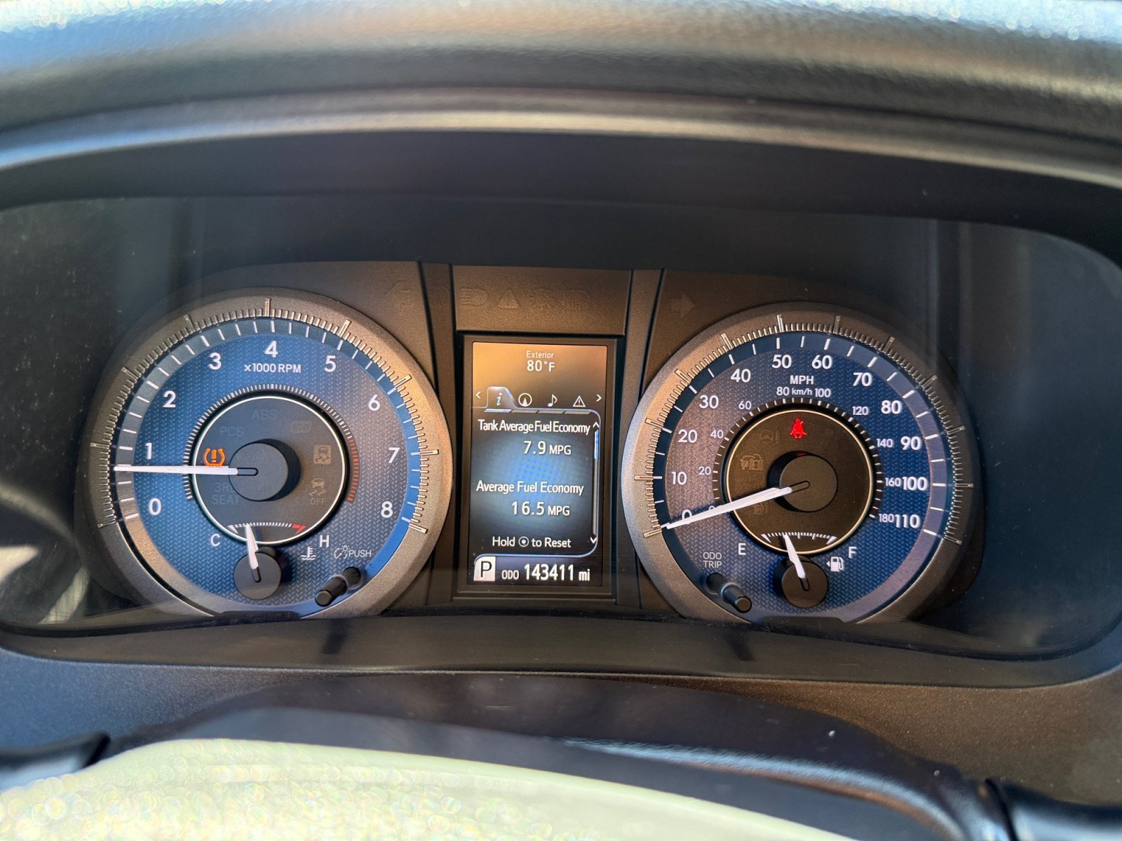 Used 2015 Predawn Gray Mica Toyota XLE image 11