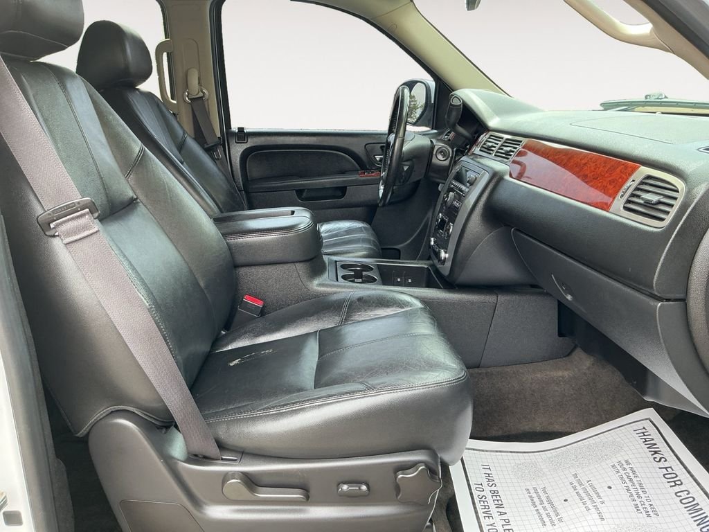 Used 2014 White GMC SLT image 19