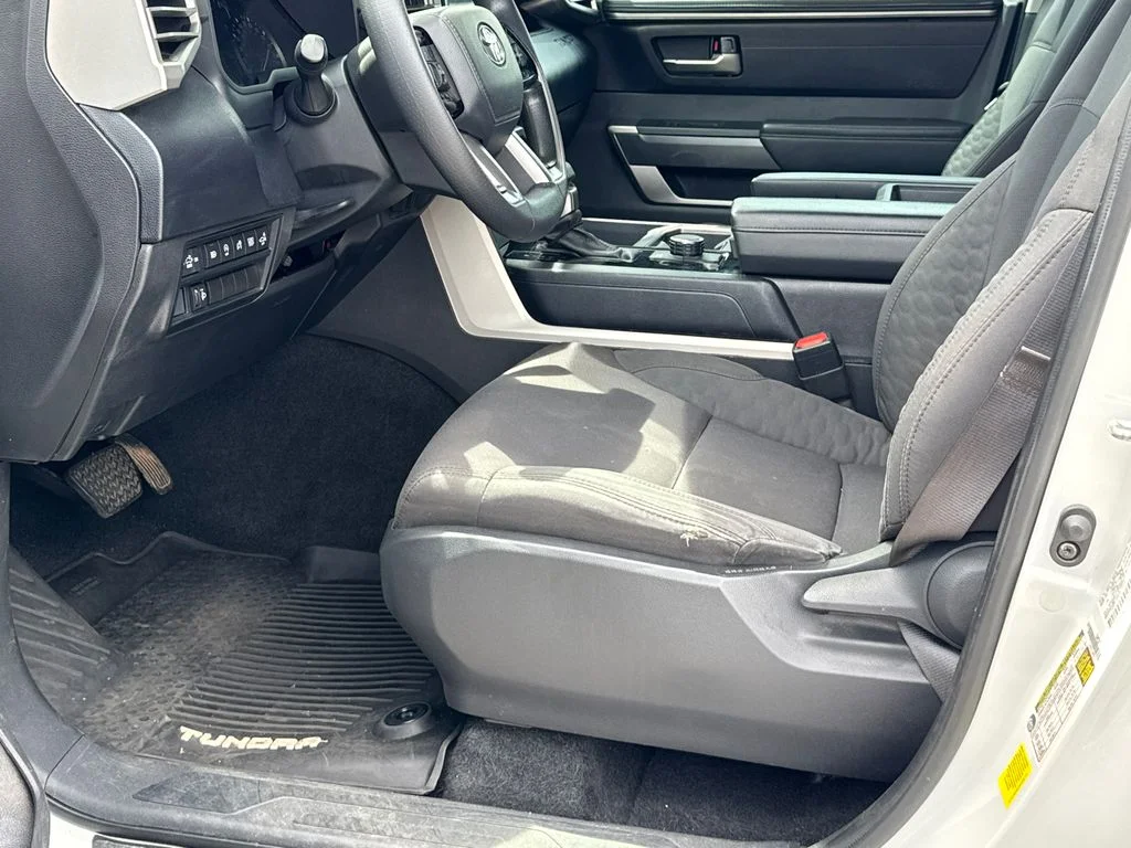 2024 Toyota Tundra SR5 - Photo 9