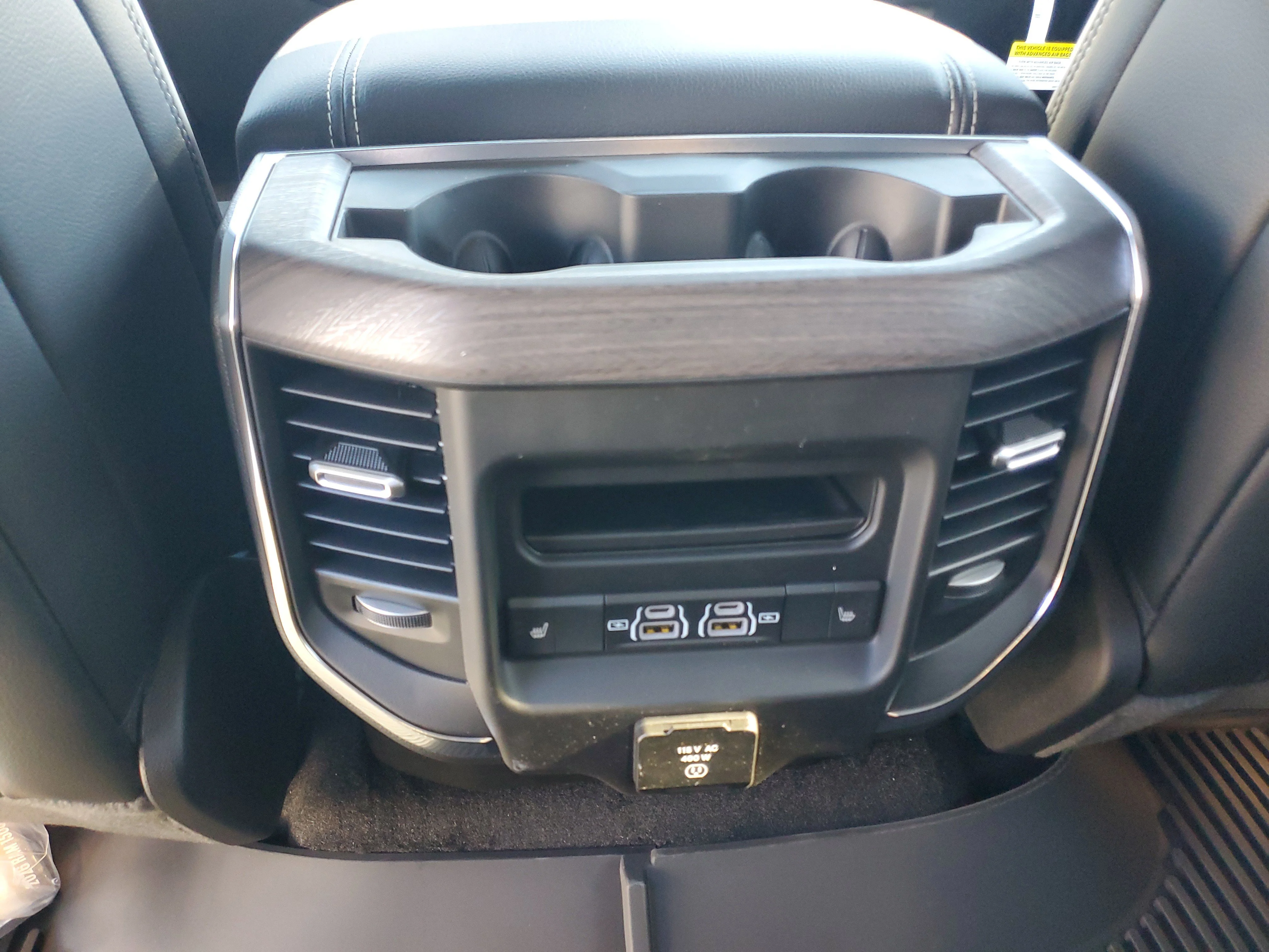 New 2026 Bright White Clear-Coat Exterior Paint RAM Laramie image 17
