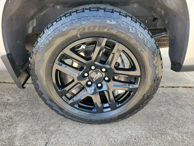 Used 2023 STERLING GRAY METALLIC Chevrolet RST image 11