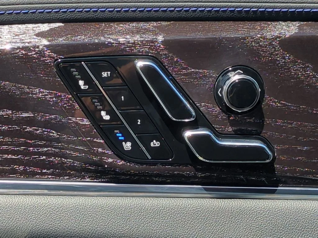 2026 Cadillac Escalade IQL Sport - Photo 21